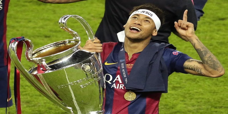 Mùa giải 2014/2015 là thành công nhất trong sự nghiệp của Neymar 